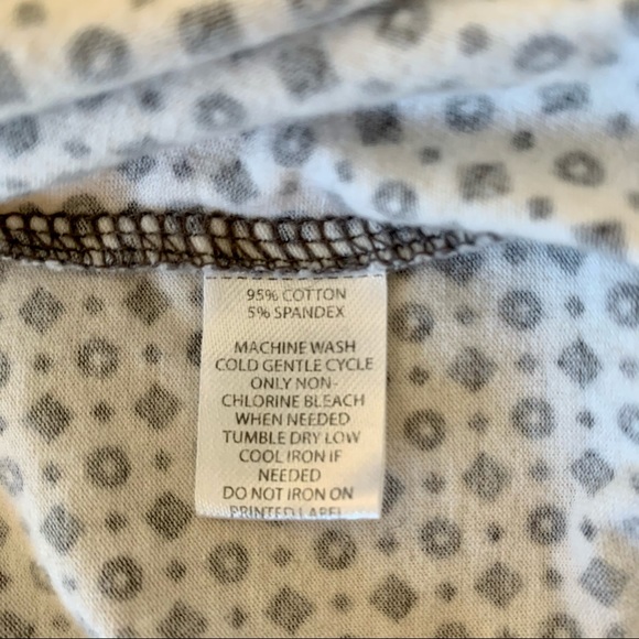 Loft White V-Neck Diamond Pattern 3/4 Sleeve Top Brown White - Picture 7 of 7